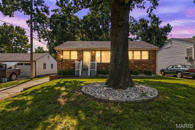 4438 Vance Avenue, Woodson Terrace, MO 63134