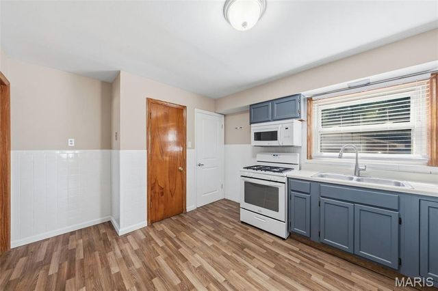 4438 Vance Avenue, Woodson Terrace, MO 63134