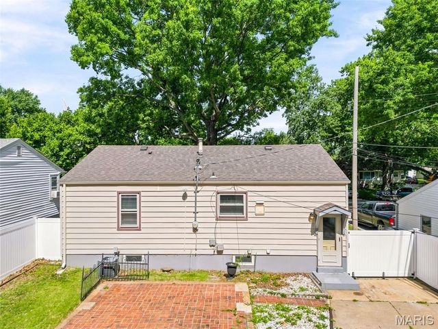 4438 Vance Avenue, Woodson Terrace, MO 63134