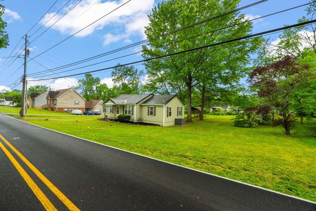 328 Portland Blvd, Portland, TN 37148