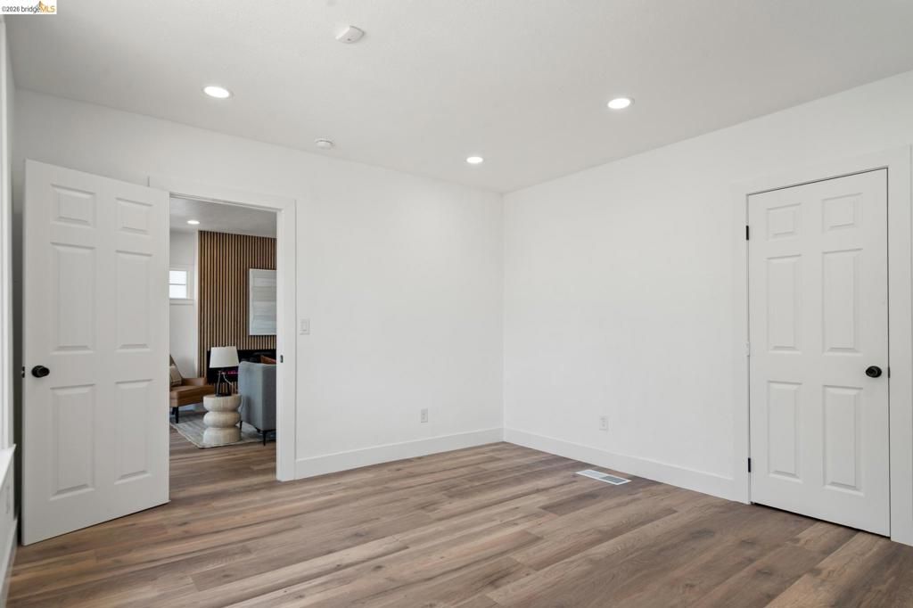 Image 18 of property listing at 4006 Carrington St, Oakland, CA 94601