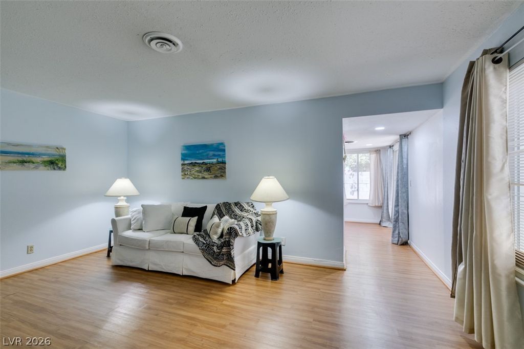 3422 Pecos Way, Las Vegas, NV 89121 — photo 5