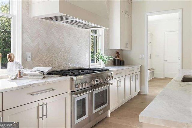 48 25th Street, Atlanta, GA 30309