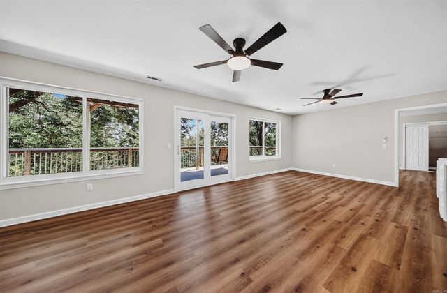 13638 Spring Road, Bentonville, AR 71712