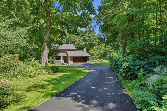 43 Nathan Hale Drive, Stormville, NY 12582