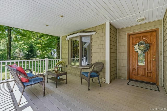 43 Nathan Hale Drive, Stormville, NY 12582