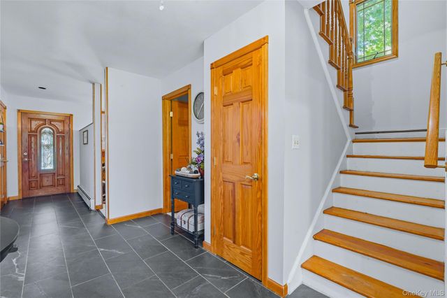43 Nathan Hale Drive, Stormville, NY 12582