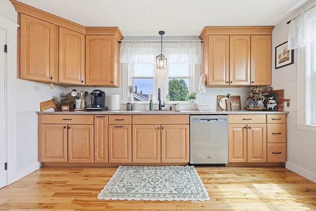 16 Palmer Ave 2, Peabody, MA 01960