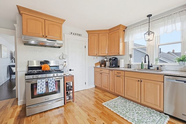 16 Palmer Ave 2, Peabody, MA 01960