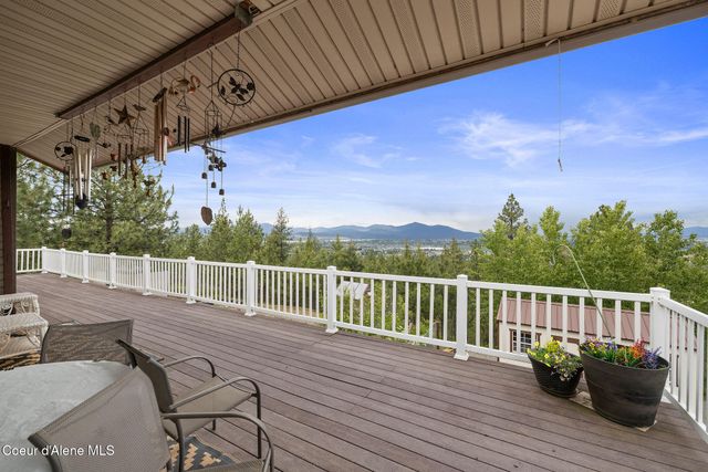 14760 W Aloysius Dr, Post Falls, ID 83854