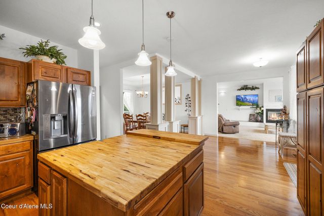 14760 W Aloysius Dr, Post Falls, ID 83854