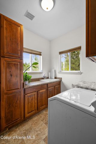 14760 W Aloysius Dr, Post Falls, ID 83854