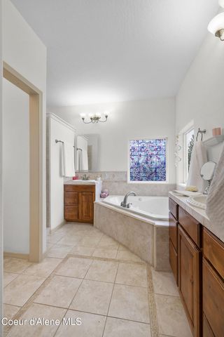 14760 W Aloysius Dr, Post Falls, ID 83854