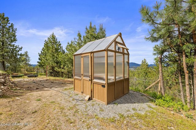 14760 W Aloysius Dr, Post Falls, ID 83854