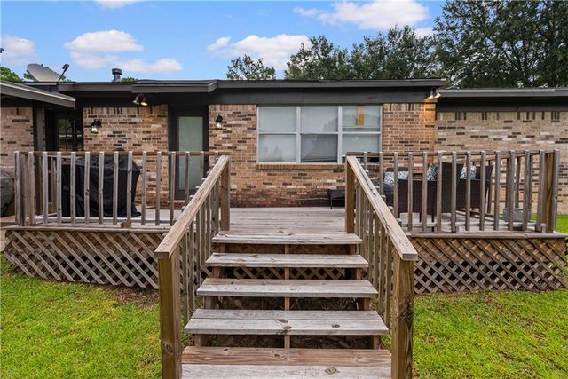 2016 Marian Drive, Mobile, AL 36695