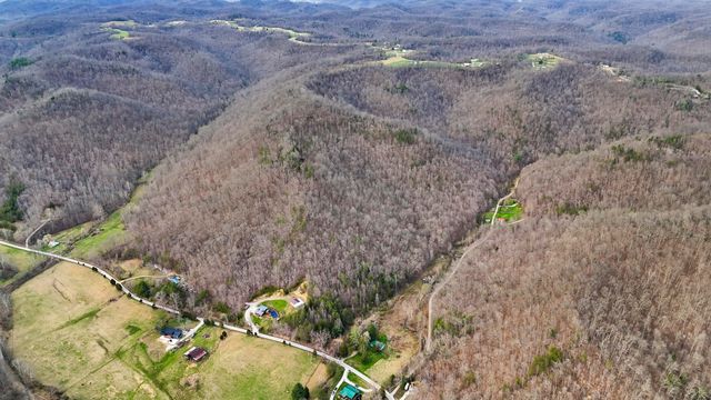 1450 Lower Cane Creek Road, Stanton, KY 40380