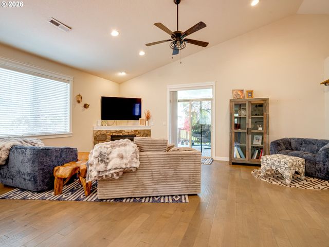 2626 Ne HAWTHORNE Cir, Vancouver, WA 98663