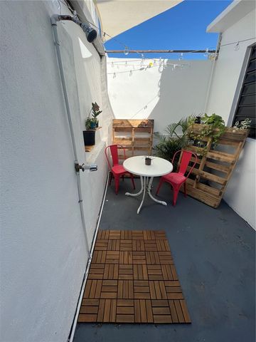 205 LAS FLORES STREET, San Juan, PR 00912