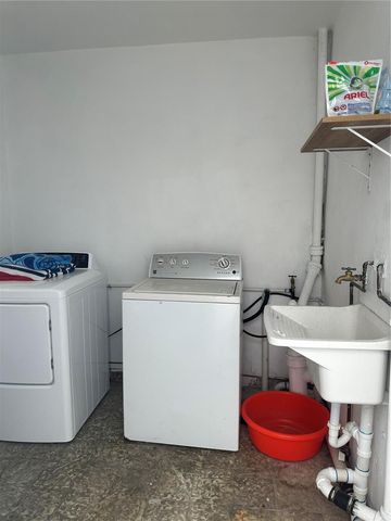 205 LAS FLORES STREET, San Juan, PR 00912