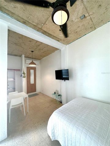 205 LAS FLORES STREET, San Juan, PR 00912