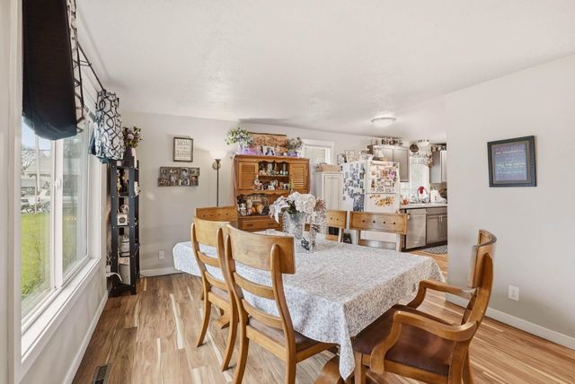7412 & 7414 E EUCLID Ave, Spokane, WA 99212