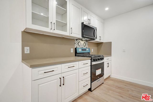 9005 Cynthia Street 412, West Hollywood, CA 90069