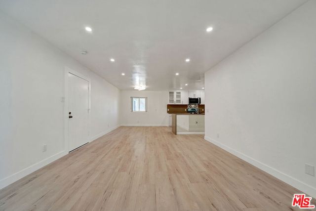 9005 Cynthia Street 412, West Hollywood, CA 90069