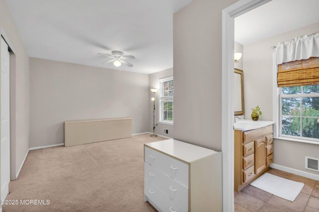 565 Woodbine Lane, Lakewood, NJ 08701