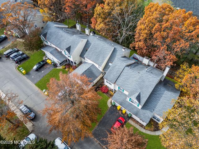 565 Woodbine Lane, Lakewood, NJ 08701