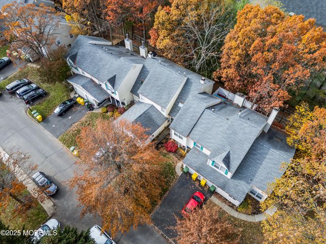 565 Woodbine Lane, Lakewood, NJ 08701