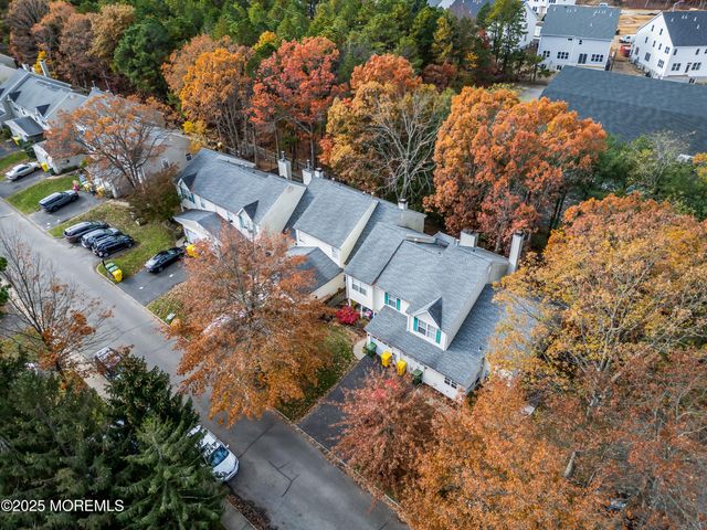565 Woodbine Lane, Lakewood, NJ 08701