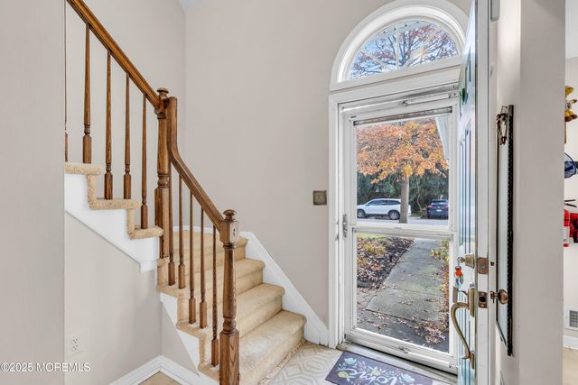 565 Woodbine Lane, Lakewood, NJ 08701