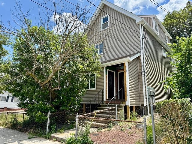 201 Belmont St B, Everett, MA 02149