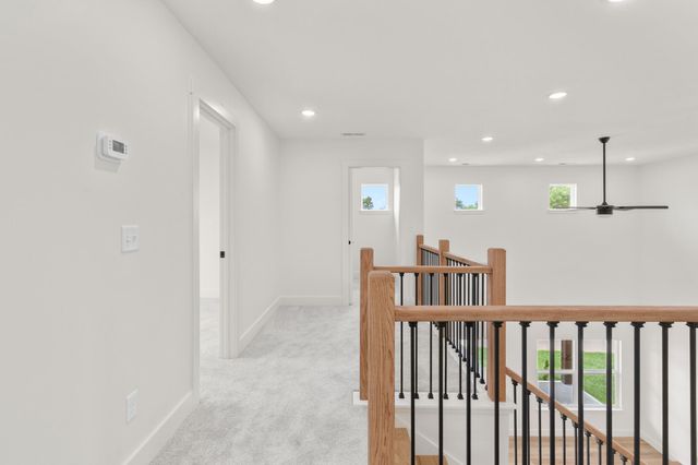 2033 E Will Street, Republic, MO 65738
