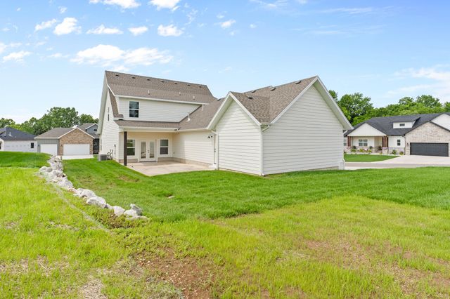 2033 E Will Street, Republic, MO 65738