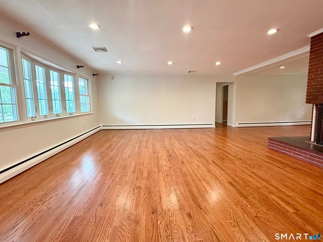 21 Byron Place, New Haven, CT 06515