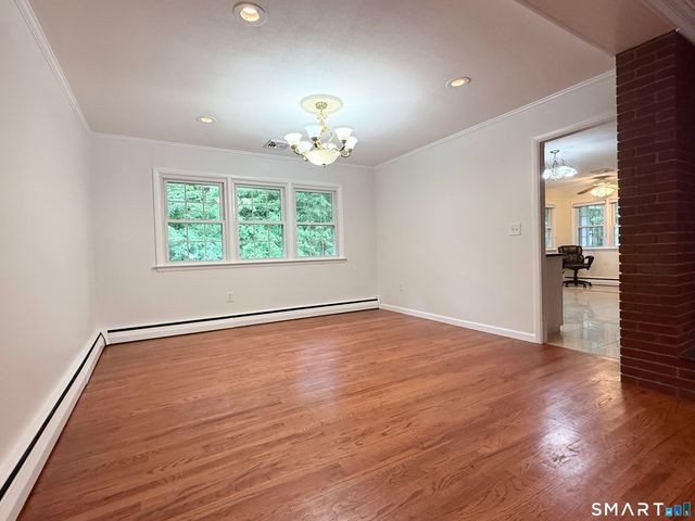 21 Byron Place, New Haven, CT 06515