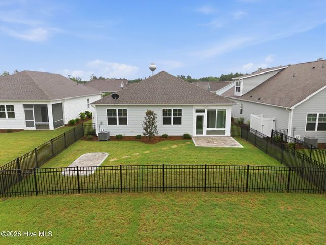 3113 Lochgreen Circle, Leland, NC 28451