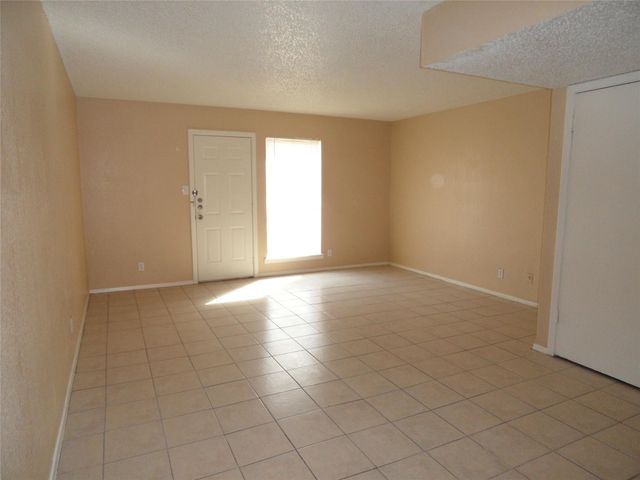 3732 Bonnie Drive, Fort Worth, TX 76116