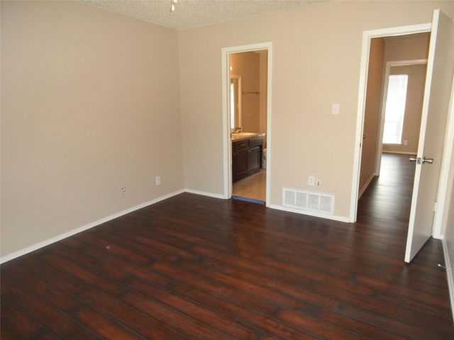 3732 Bonnie Drive, Fort Worth, TX 76116