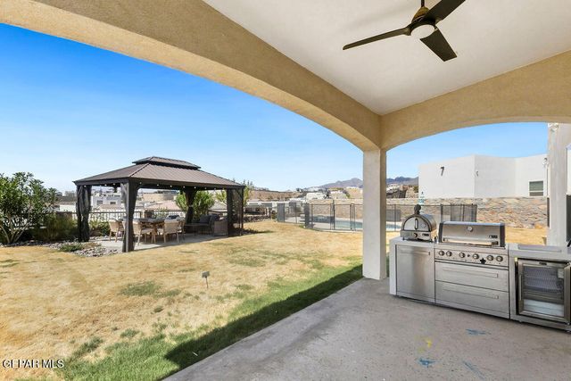 7343 MULE TEAM Drive, El Paso, TX 79911