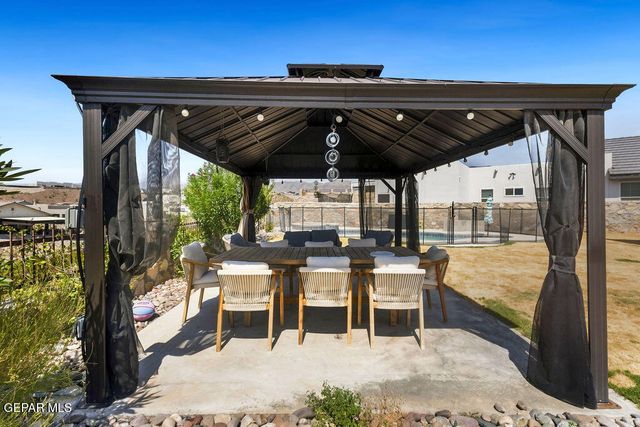 7343 MULE TEAM Drive, El Paso, TX 79911