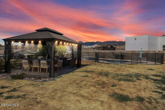 7343 MULE TEAM Drive, El Paso, TX 79911