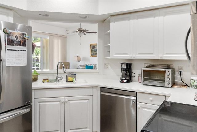 7343 FOUNTAIN PALM CIRCLE na, Bradenton, FL 34203