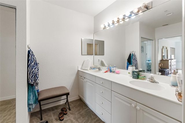7343 FOUNTAIN PALM CIRCLE na, Bradenton, FL 34203