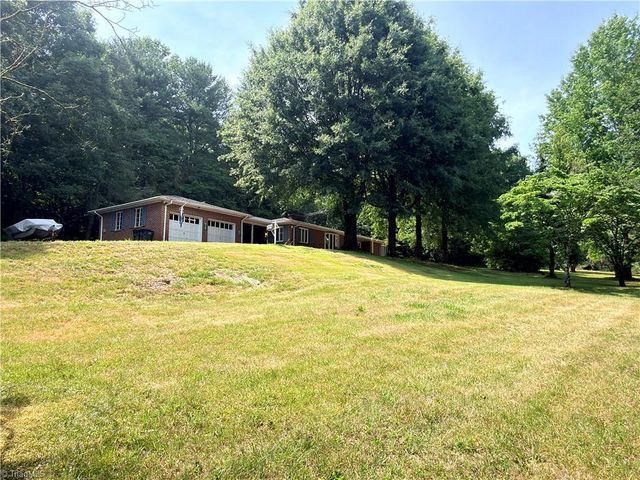 2297 Austin Traphill Road, Elkin, NC 28621