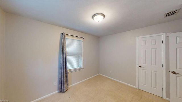 3332 Andrews DR, Chesapeake, VA 23323