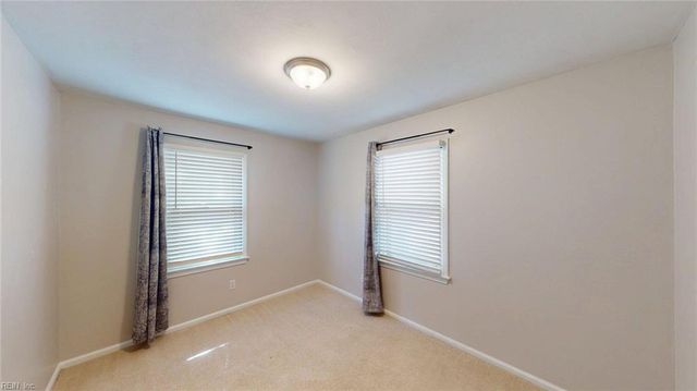 3332 Andrews DR, Chesapeake, VA 23323