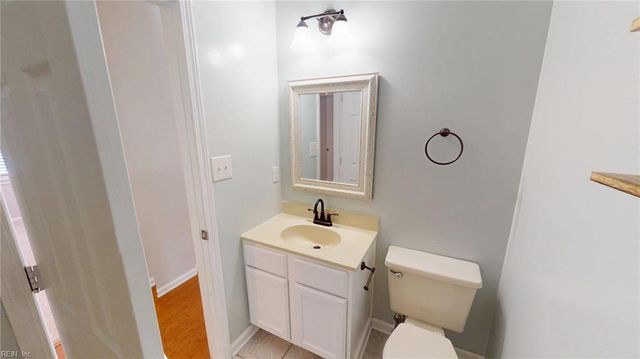 3332 Andrews DR, Chesapeake, VA 23323