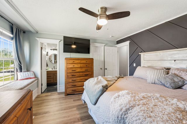 964 N 575 W, Clinton, UT 84015